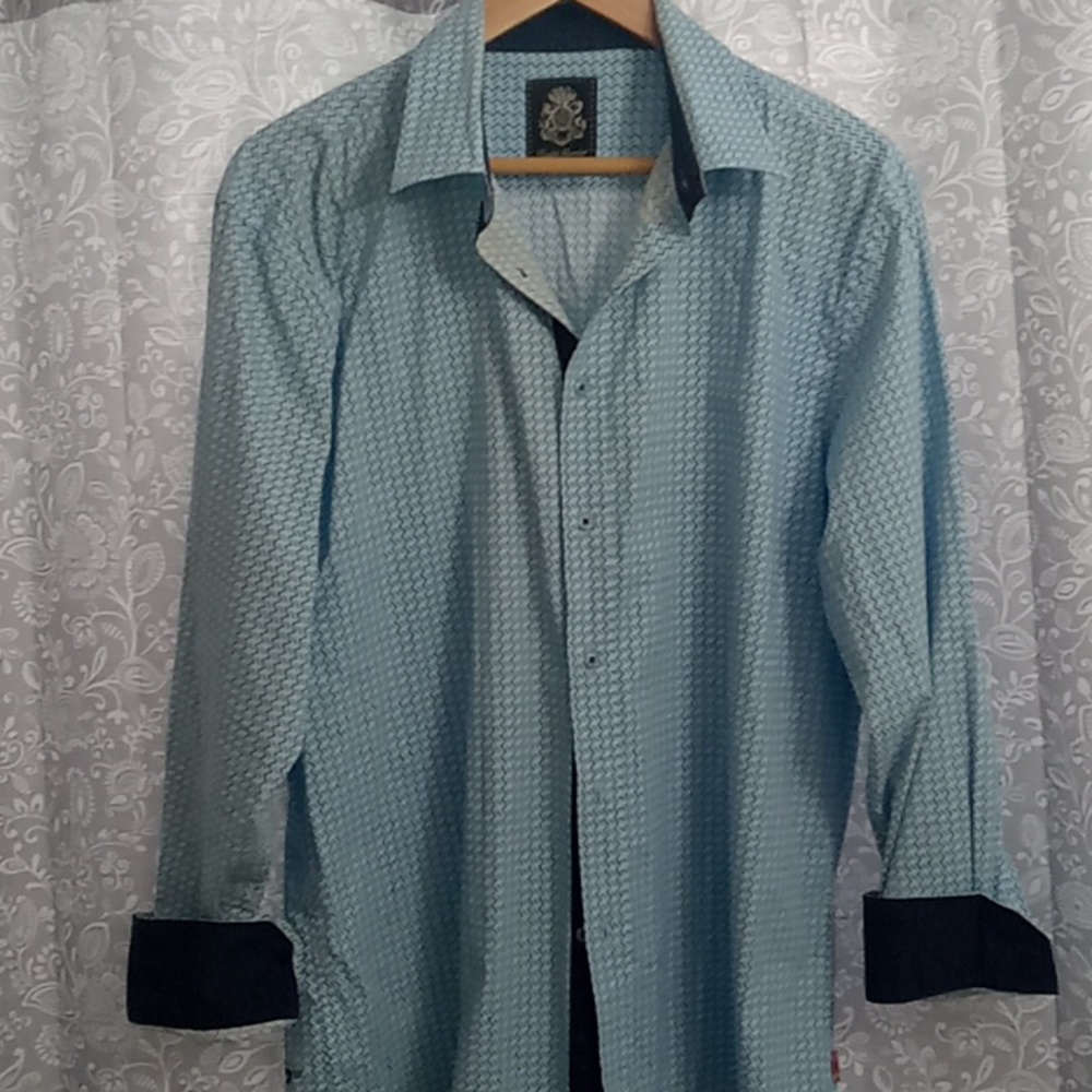 Men's shirt